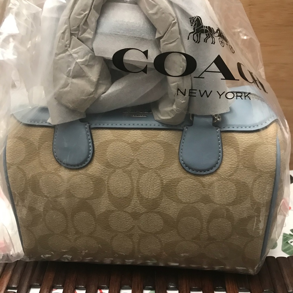 Coach purse